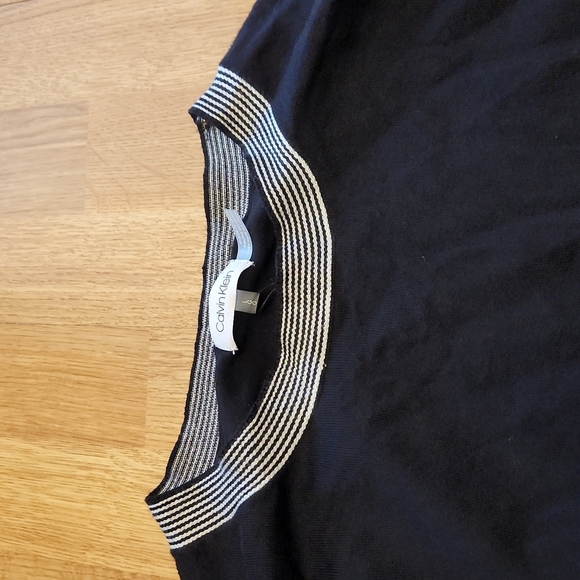 NWT Calvin Klein black striped cuff/hem sweater sz large - Picture 3 of 3